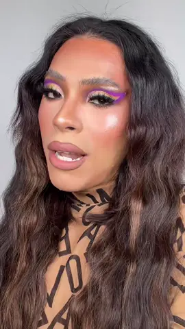 That was smooth. Tell me it wasn’t 😂 #beauty #makeup #viralmakeup