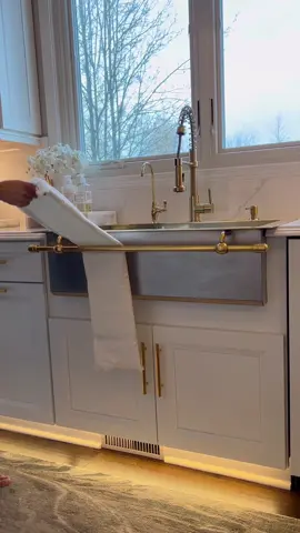Let’s clean my kitchen for the week! #cleankitchen #kitchencleanup