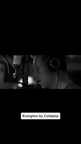 Coldplay - Everglow 💫 #coldplay #coldplaysongs #coldplayy #brasil #fixyou #vivalavida #everglow #yellow #chrismartin #paradise #live #acoustic #fyp  #fy #fypシ #fypage