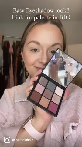 Follow for more eyeshadow looks! #ScreamItOut #mua #easymakeuptutorial #makeuptutorial
