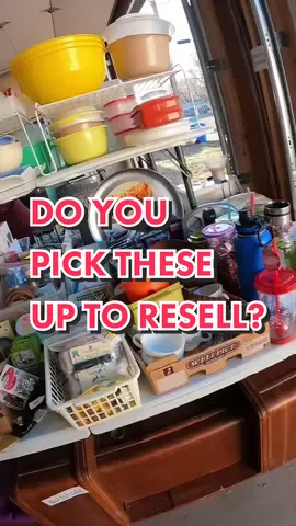 Follow for more garage sale tips! #thriftersifter #garagesale #garagesalefinds #resell #reseller #ebayseller #ebayreseller #percolator #fliplife #yardsale