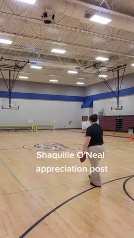Thank you for inspiring me @shaq! You made me fall in love with sports. #fyp #foryoupage
