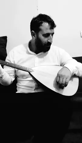 Dîlê perişan#muzik #hamitkaradeniz #merdin #qoser#kızıltepe#stranenkurdi #New #nû#hozanhamit #siyahbeyaz 🎶🎵🎙️🎤@hamitkaradeniz_official2