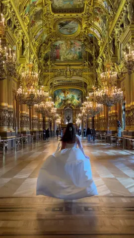 Tag someone who wants to go on a Bridgerton Ball! And yes you should tag yourself! #paris #palaisgarnier #operaparis #bridgertonvibes