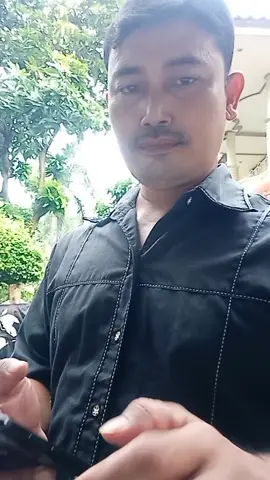Nunggu THR😁🤣🤣🤣