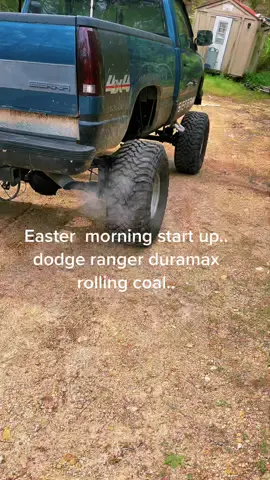 Cold start for my dodge ranger duramax .. roll coal …. #HPSustainableSounds #CatOnALeash #dodge #duramax #ford