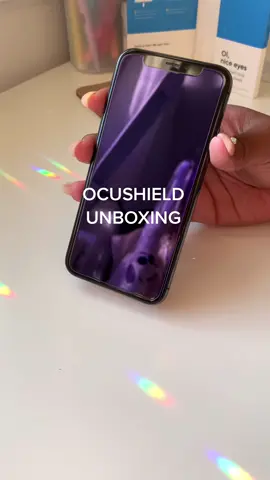 Literally in love already?? @Ocushield #ocushield #health #bluelight #fypシ #studytok #shouldbeme #takeaNAIRbreak #antibluelightscreenprotector