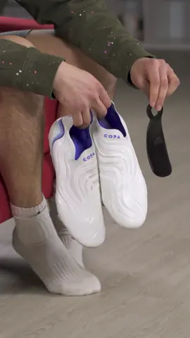 Grazie por as 🦵🦵 @futbolemotionit #chuteiras #chuteirasadidas #adidascopa #futebol #portugal #portugalviral