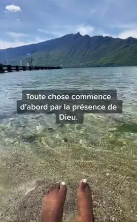 Commençons nos journées par la prière🙏🏾 #pourtoi#foryou#foryoupage#fyp#fypシ#tiktokchretien#chretien#Dieu#jesus#priere#matin#yvancastanou#icc#xyzbca#xyzcba#abcxyz#pov#virał