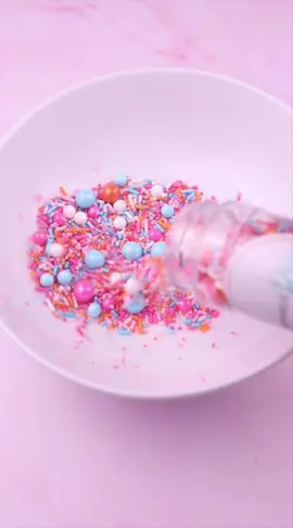 sprinkle sounds! 🤩 #asmr #asmrsounds #asmrvideo #asmrtiktoks #sprinkles