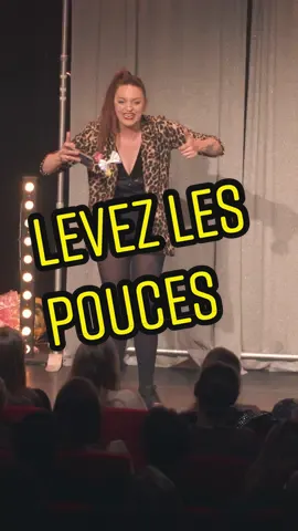 Tag ton et ta pote qui n’ont pas de pouce et vois s’ils te répondent (même si c’est long) 👍🏻 #lauracalu #sketch #humour #spectacle