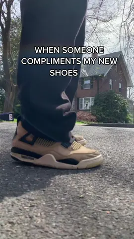 Bet y’all don’t have these 4’s in your collection 😏 #sneakerhead #sneakerreselling #jordan4  #sneakerheads #sneakermeetup
