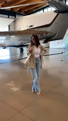 Liked my outfit so here’s a video. 🤪 #OOTD #Totinos425 #ComeDanceWithMe #ScreamItOut