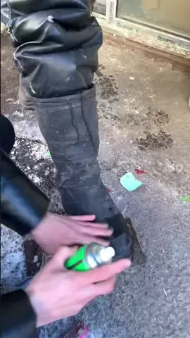 I need this magic shoe cleaner 😍