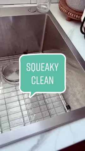 The glorious ☀️ is really shining in today, so let’s get my sink sparkly clean. #nontoxiccleaning #asmr #CleanTok #happyhome