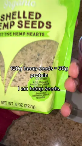 “But what about the fats Mylique?!?!?!” Not all fats are processed the same by the body and there are about 5g of saturated fats in this serving of hemp seeds. I’m also HEAVILY active as an athlete. So the question should be…what does your movement look like in relation to your fat intake? If you’re not moving concerns should rise. Increase your metabolic output, we were not created to sit still. 💯 P.S. for those that ask, I rarely consume protein powder. THIS IS MY “PROTEIN POWDER”
