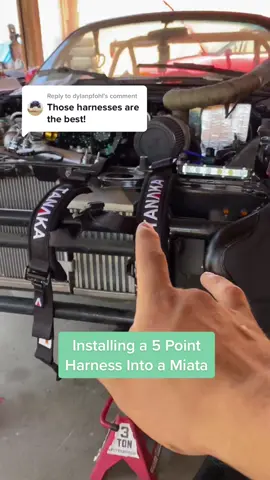 Reply to @dylanpfohl How does the interior look now?? #miataclub #diymiata #miatacommunity #cartok #carcommunity #driftcar #racecar #projectcar #turbomiata #corbeau #bucketseat #aftermarket #racingharness #harnessbar