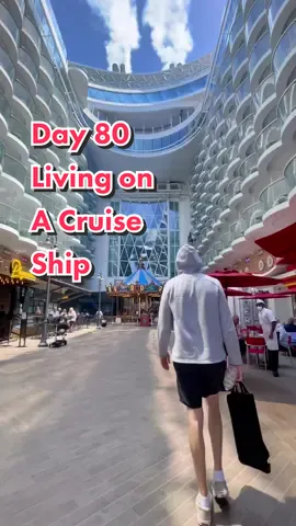 Message me if you're interested! #cruiseshipcrew #royalcaribbean #cruiseshiplife #wonderoftheseas #oasisoftheseas #harmonyoftheseas #iconoftheseas #symphonyoftheseas #cruiseshipdancer #cruiseshiplife