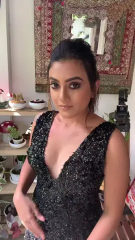 Beautiful @shanudrie007 #viral #fyp #trending #foryou #foryoupage #vedio #tictok #makeupbyhisham #celebrity #shanudrie #ticktoksrilanka #makeuptutorial #beauty