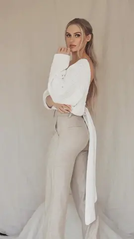 #fitnessmodel #fashionnova flower 😳🥰❤️