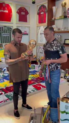 Look who came to visit my trophy room.  my friend Dani Alves. #frinds #brasil #worldcup