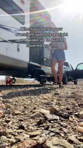 There’s quartz everywhere! #rvtravel #rvfamily #rvadventures #travelwithus #thisiscool #socool #rocksarecool #iloverocks #rvingwithkids #rvingfulltime #gorving #FamilyFun #behappyalways #behappyandsmile #rvlife