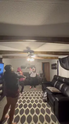 I may or may not have a bloody lip now 😂@sighisaac @brandybrown24 #waterbottlechallenge #ceilingfan #funny #dancing #fyp #ShowYourJOWO