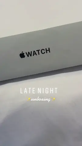 My first Apple Watch!! Someone tell me some cool hacks for this!!! #applewatchSE #applewatchunboxing #unboxingvideo #appleunboxing #techunboxing #applesquad #applewatchband #applewatchhacks #applewatchunbox #asmrsounds #asmrunboxing #SearchForWonderMom #LaurelRoad4Nurses