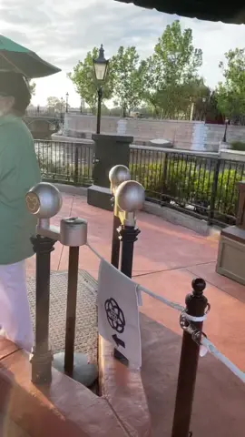 getting up at 5:30 to be first in line for remy’s  #disney #disneyworld #waltdisneyworld #microinfluencer #disneyinfluencer #epcot #wdw