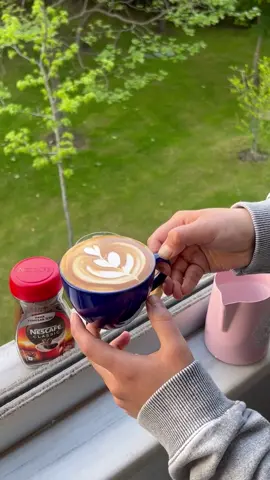 #coffee #fyp #istanbul #لاتيه_ارت #dm_worldd #milk #tiktok #your_coffee #lattearttutorial #morningroutine #morning #باريستا #nestle #nescafe #لاتيه #baristadaily #goviral #viral #latte #crazy #كوفي
