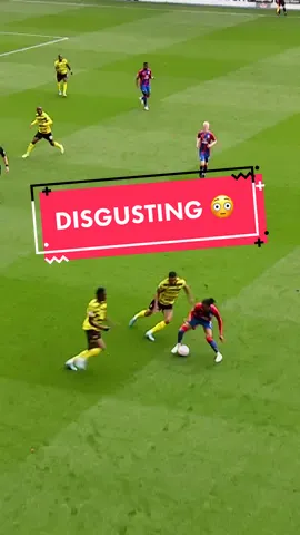 Michael Olise, that's not fair 🥶👀 #crystalpalace #cpfc #PremierLeague #uksports #olise #skills