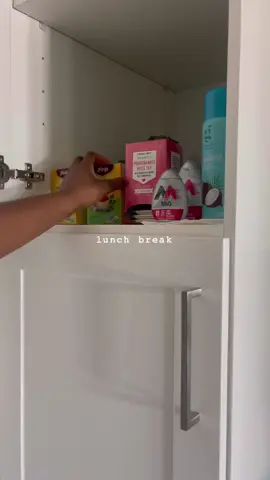 basic lunch for a basic day. #fyp #minivlog #dayinmylife #Lifestyle #FindYourEdge