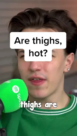 Are thighs attractive? @chloevardy