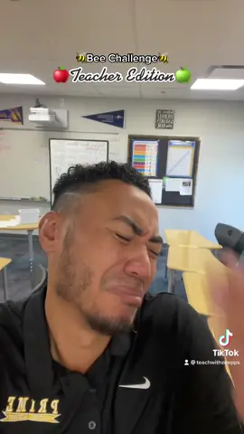 Let’s get a stitch chain going, teachers! #amberheard #steppedonabee #teacherchallengeaccepted #teachersontiktok #zeepps