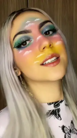 Tutorial de este maquillaje en mi video pasado😍😍 #maquillaje #recreandomaquillaje #makeup #maquillajedenubes #maquillajecolorido👁️🌈💙💛🧡💜💚 #DiaDeLasMadres