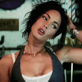 girlfriend #meganfox #mikaelabanes #transformers #fypシ゚viral