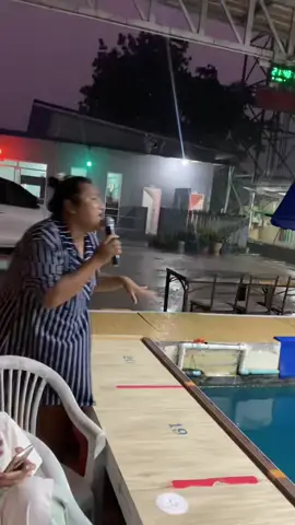 #เมื่อฉันอยากเป็นนักร้อง ฟ้าผ่าไปเลยสิค่ะ #บ่อตกกุ้ง