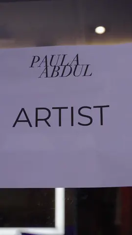 Here’s some BTS & more of my performance at #whiteparty2022 Presented by @upliveusa 🎥: @Raul Camas LOVE, Paula 💋💋❣️