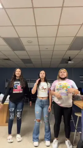 @Luana Rodriguez @ashanti🤍 #skippingclass