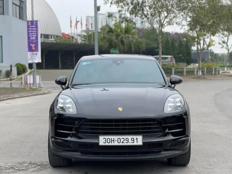 #Porsche Macan 2020 màu đen nội thất kem, biển số Hà Nội lăn bánh hơn 1v đẹp miễn bàn luôn ạ Option cũng kha khá : Loa bose , vành 21in, volang Carbon, ốp vân carbon, đồng hồ trung tâm , Chorno Sport , ghế điện nhớ 3 vị trí ,…vv 3.x tỷ ( Hỗ trợ bank tối đa ) ☎️ Thế Anh : 0846744444 - 0764338888