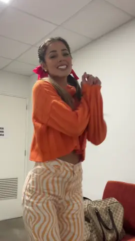 🧡