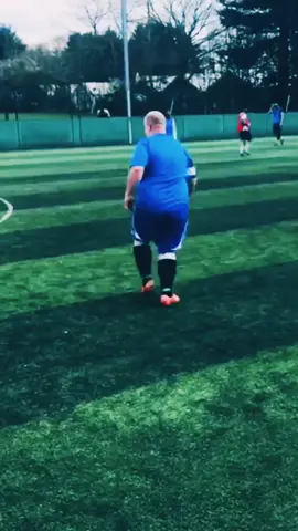 кто этот парень? / who is this guy? #футбол #спорт #тренер #чемпион #мастер #Зидан  #football #sport #coach #champion #master #Zidane