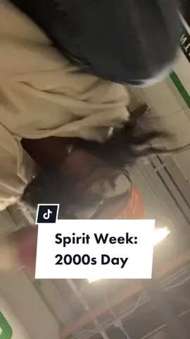 Spirit Week Day 1: 2000s Day 🤣 #2000s #2000sthrowback #spiritweek #2pair