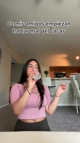 Me empiezan a caer a golpes #fyp #goviral #venezolana #amigos