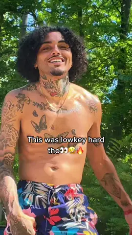 Lmaoo this song I wild🤣😭but anyways i was bored and came up with this dance. haha lmk how I did💯👀💁🏾‍♂️ DC:me