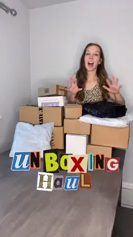HUGE PR Unboxing Haul 📦💖 #prunboxing #prboxes #unboxinghauls #unboxingvideos #LENOVOJUSTBEYOU
