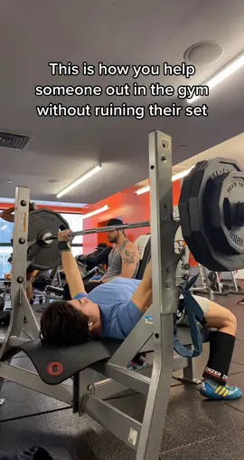 Dude was valid #fyp #foryou #powerlifting #GymTok #benchpress #LENOVOJUSTBEYOU