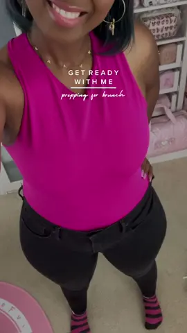 Prepping my skin and table to host brunch! #blackgirltiktokers🤎 #dailyvlogger #blackgirlvlog #minivlogaesthetic #dailyvloglife #blackgirlvlogger #blackgirlvlogs #blackgirlminivlogs #blackgirltiktokers #vloglifestyle #brunchvlog @ariawconnor