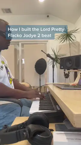 From the studio to the stage #producertok #asaprocky #lordprettyflackojodye #lpfj2 #musicproducer #makeabeat