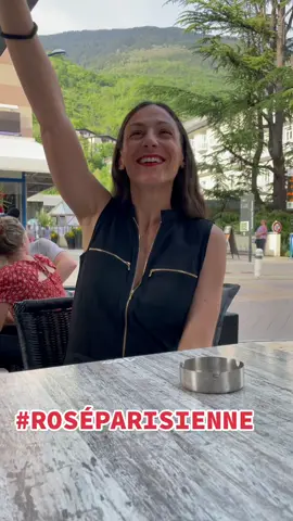 Rosé Parisienne #1 // Vive le Génépi, vive la Savoie #apero #rosépiscine #savoie #drole #humour #genepi #funny